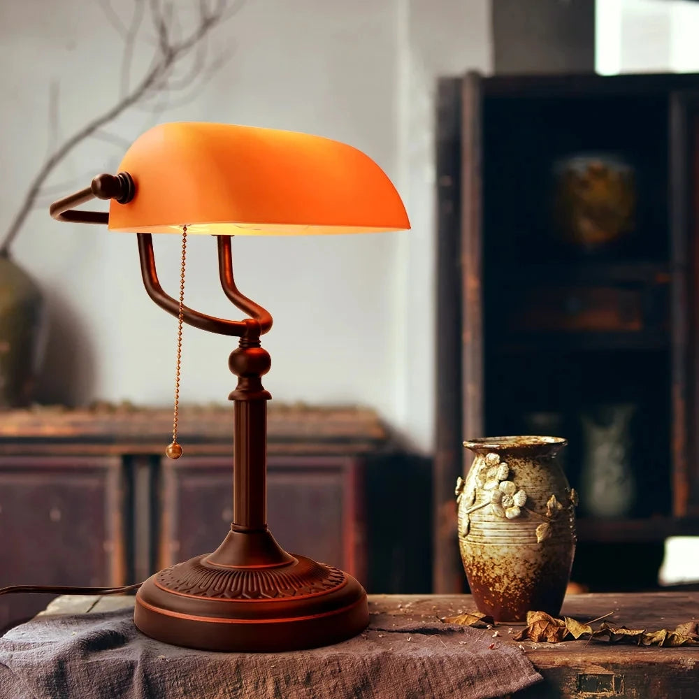 Retro industrial Classical banker table lamp